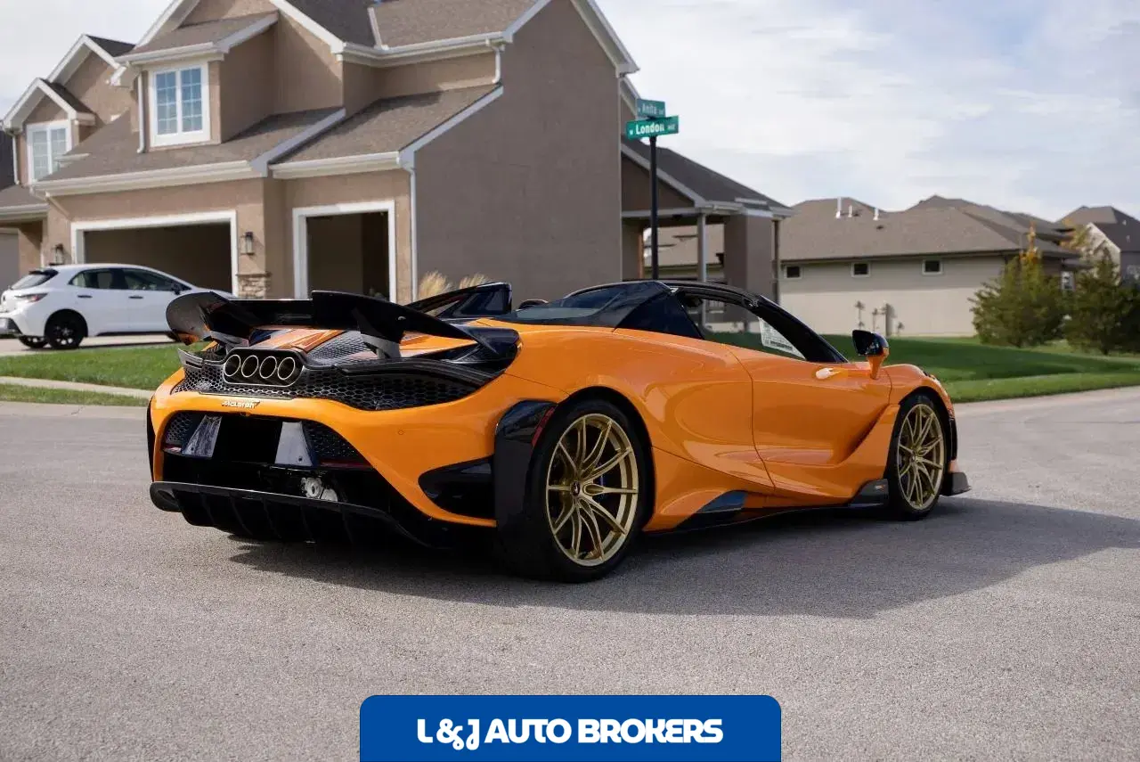2022 McLaren 765LT Spider