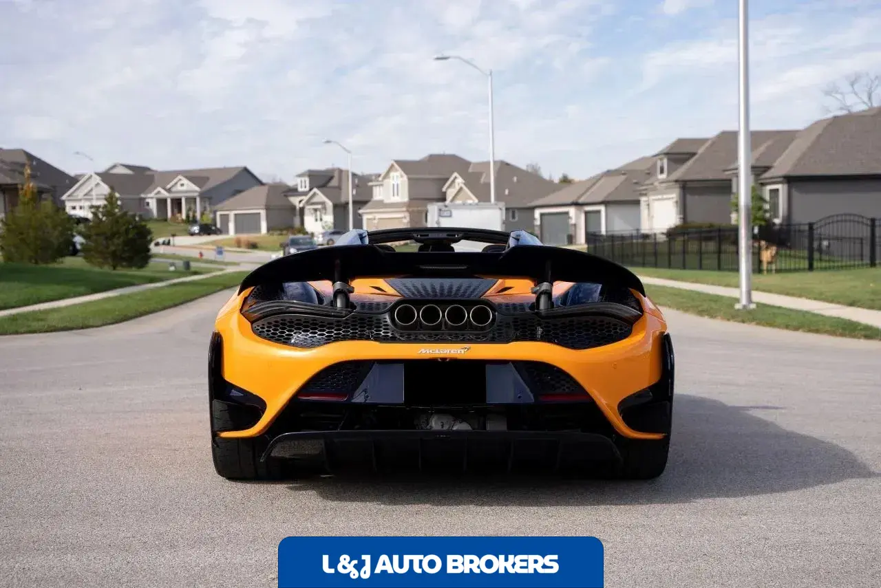 2022 McLaren 765LT Spider