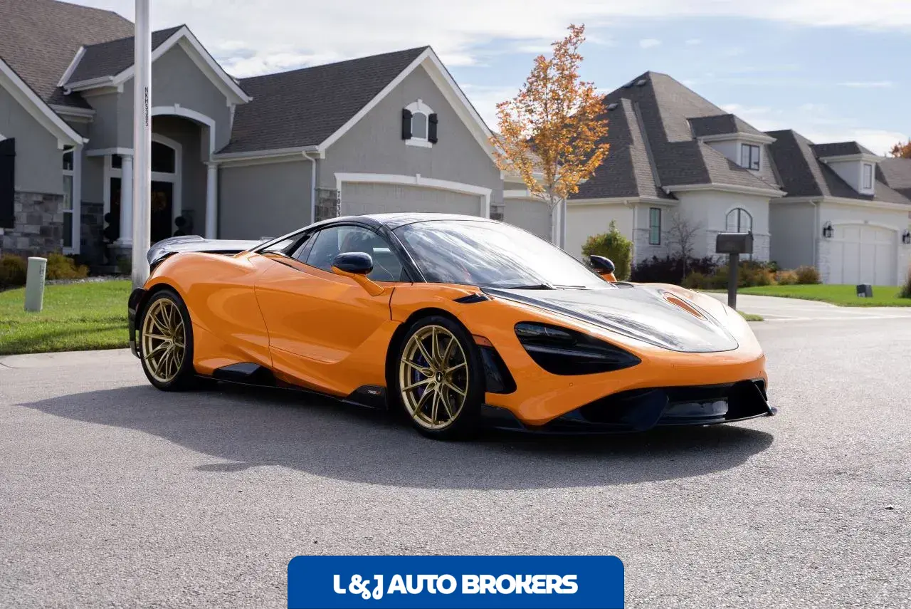 2022 McLaren 765LT Spider
