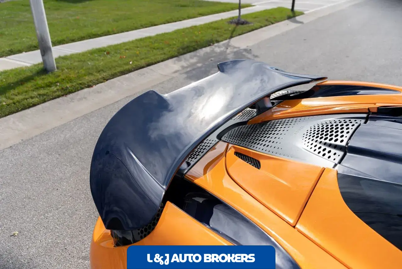2022 McLaren 765LT Spider