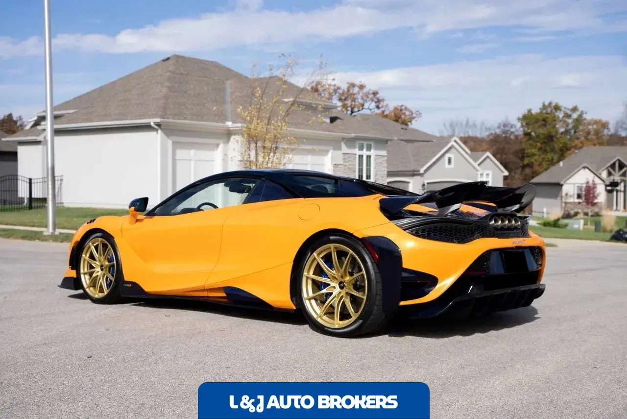 2022 McLaren 765LT Spider
