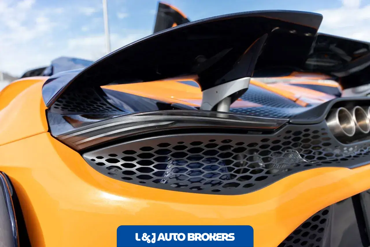 2022 McLaren 765LT Spider