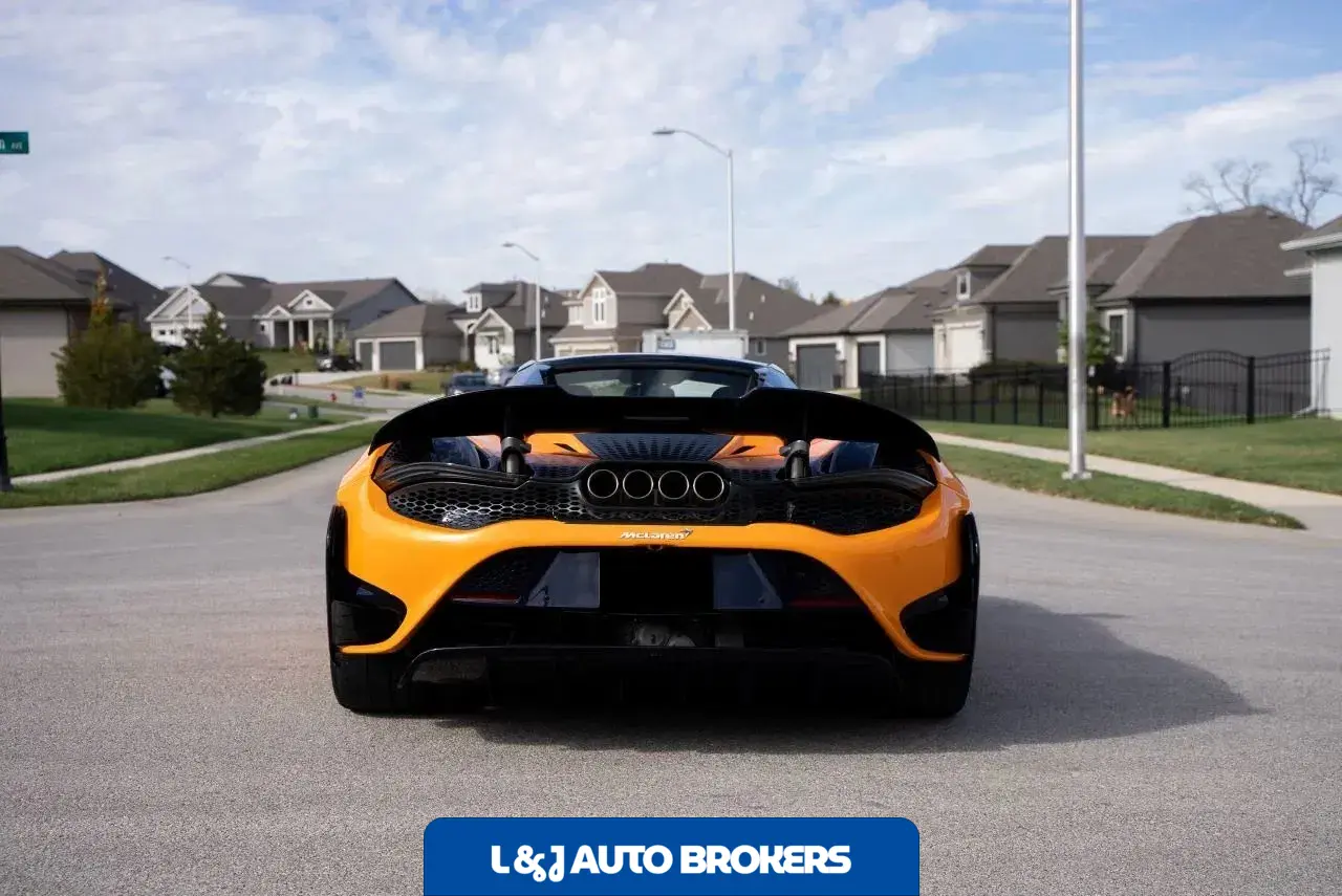 2022 McLaren 765LT Spider
