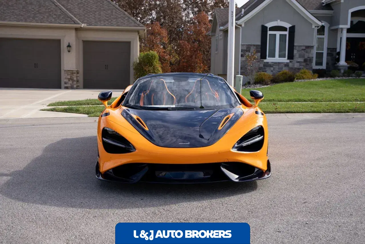 2022 McLaren 765LT Spider