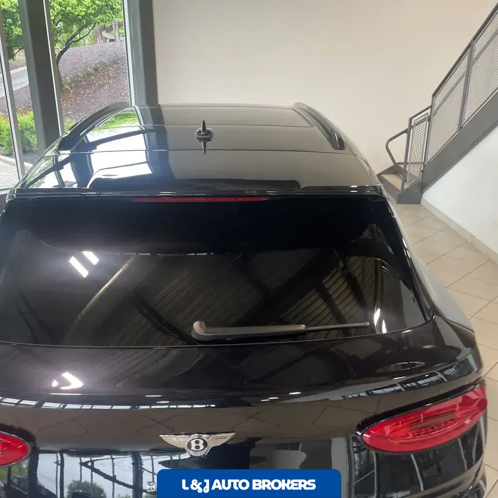 2024 Bentley Bentayga Base