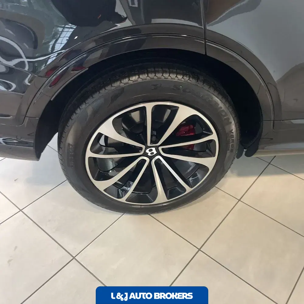 2024 Bentley Bentayga Base