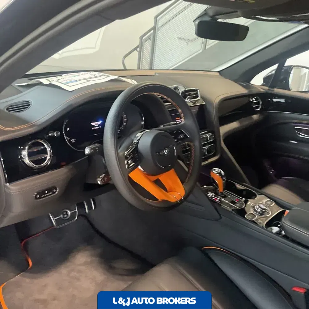 2024 Bentley Bentayga Base