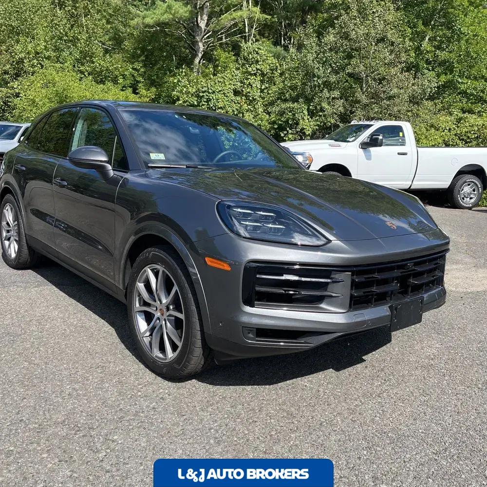 2025 Porsche Cayenne S 4D SUV