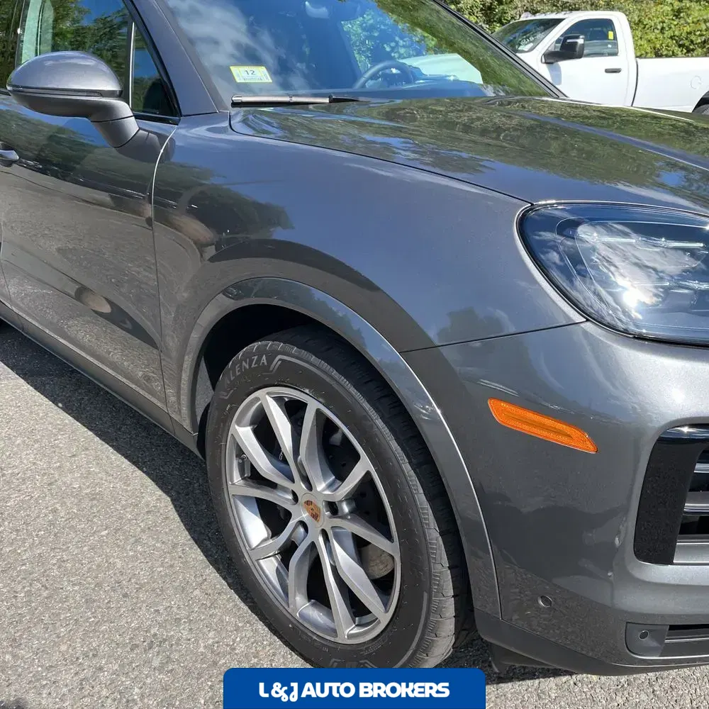 2025 Porsche Cayenne S 4D SUV