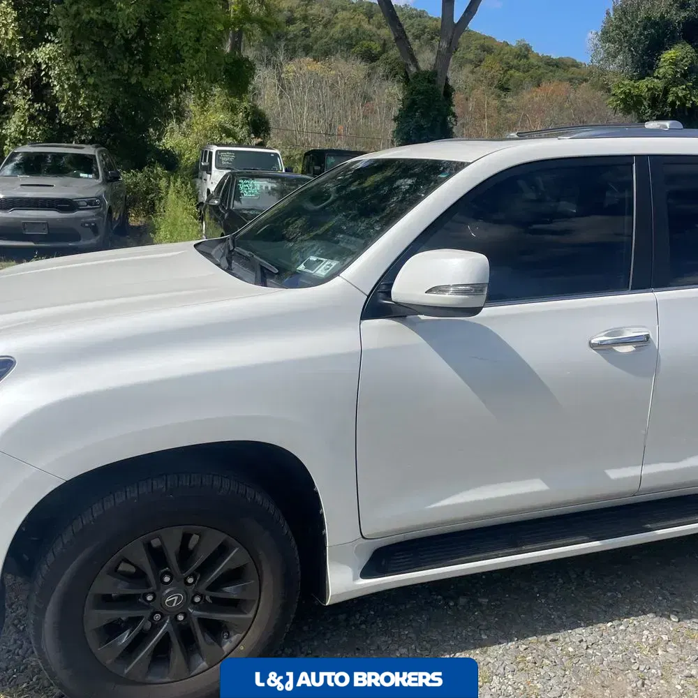 2023 Lexus GX 460 Base