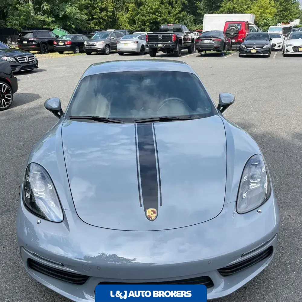 2024 Porsche 718 Cayman Base