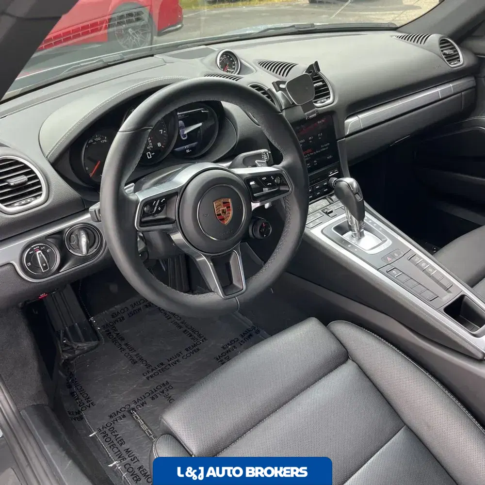 2024 Porsche 718 Cayman Base