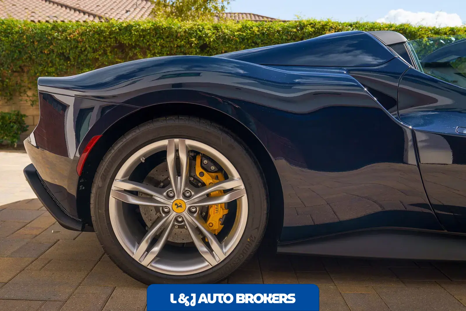 2025 Ferrari 296 GTS