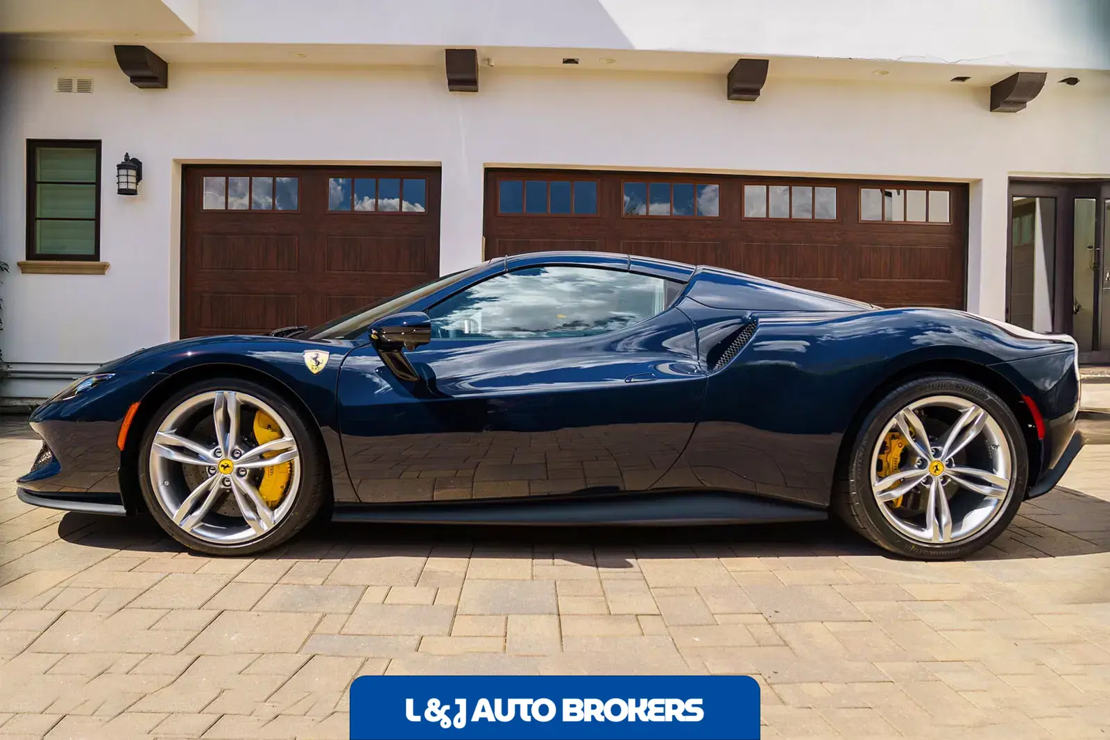 2025 Ferrari 296 GTS