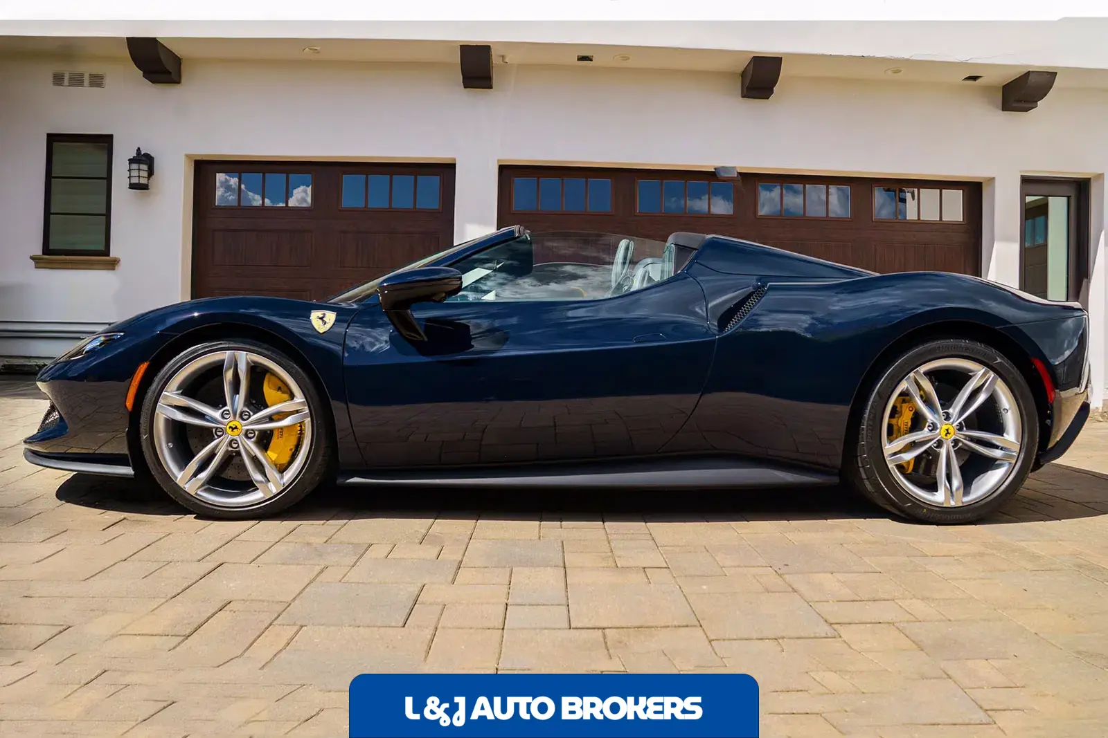 2025 Ferrari 296 GTS