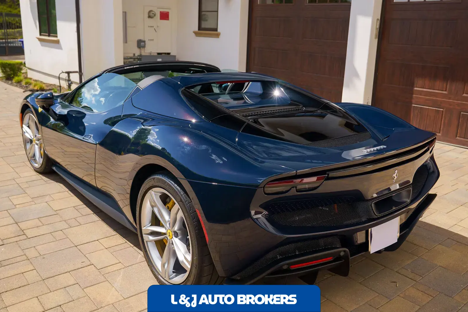 2025 Ferrari 296 GTS