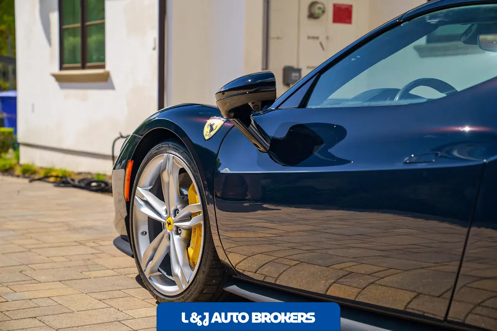 2025 Ferrari 296 GTS