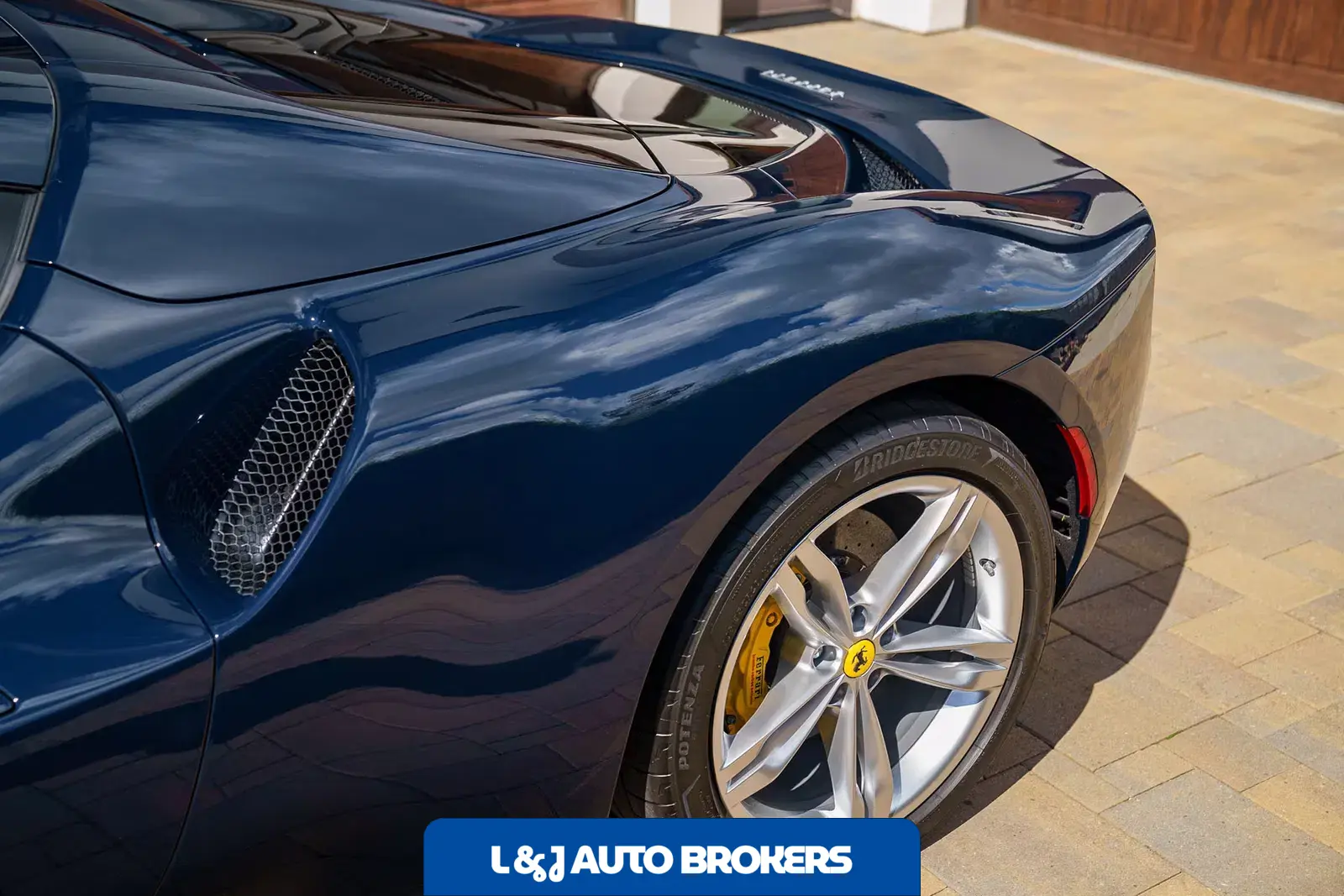2025 Ferrari 296 GTS