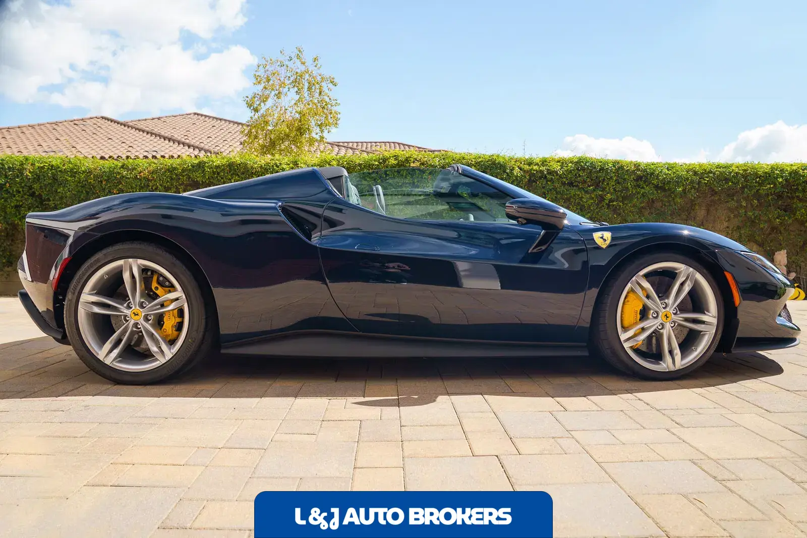 2025 Ferrari 296 GTS