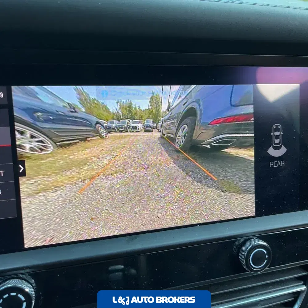 2023 Porsche Macan S