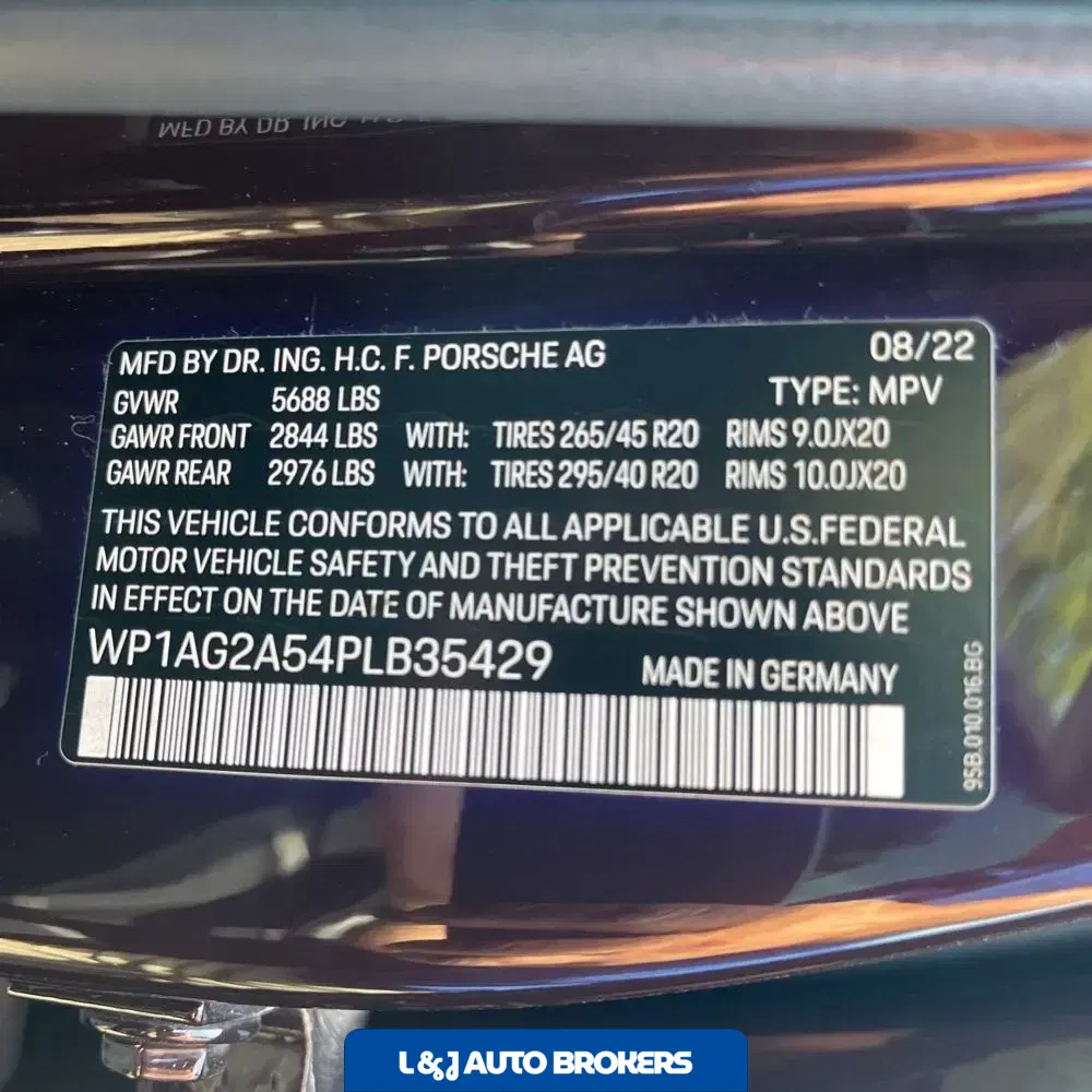 2023 Porsche Macan S