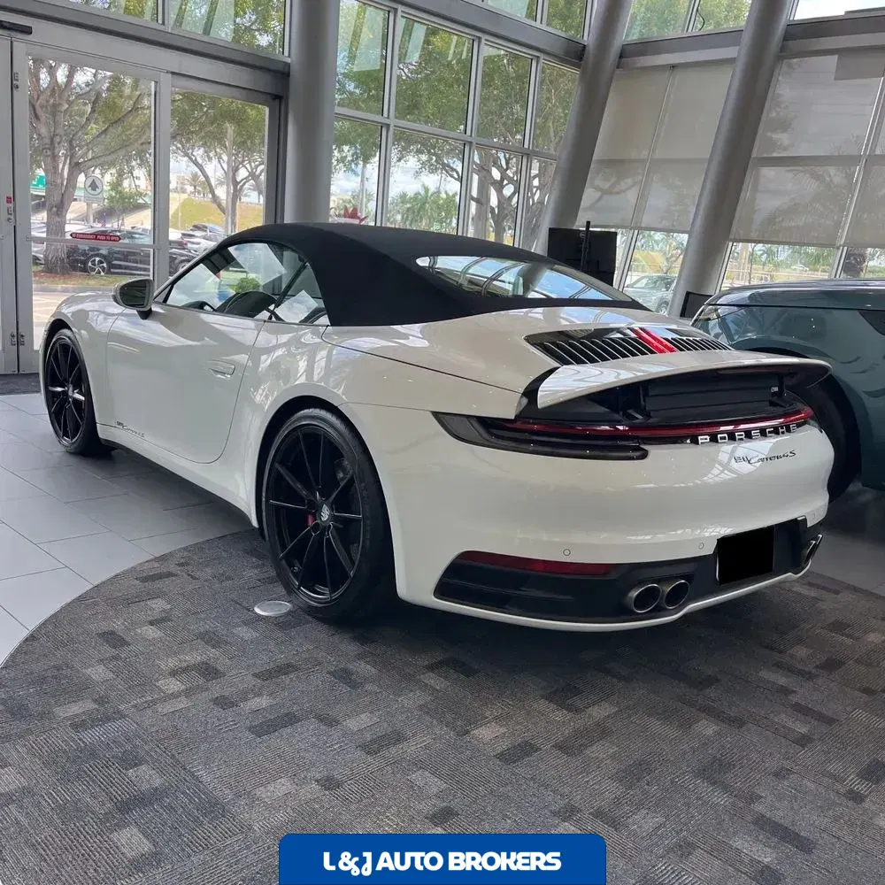 2020 Porsche 911 Carrera 4S