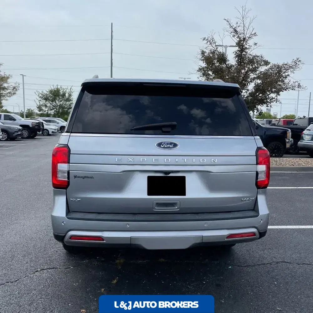 2022 Ford Expedition Max XLT