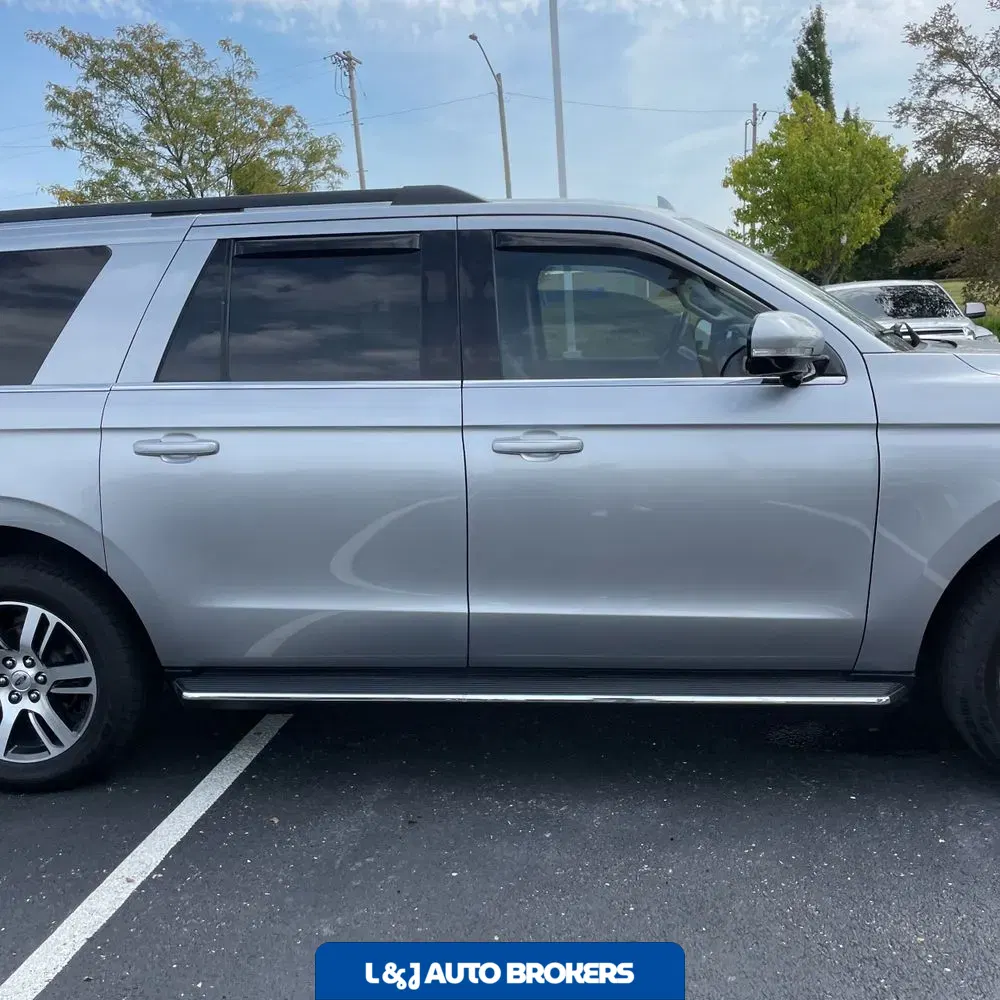 2022 Ford Expedition Max XLT
