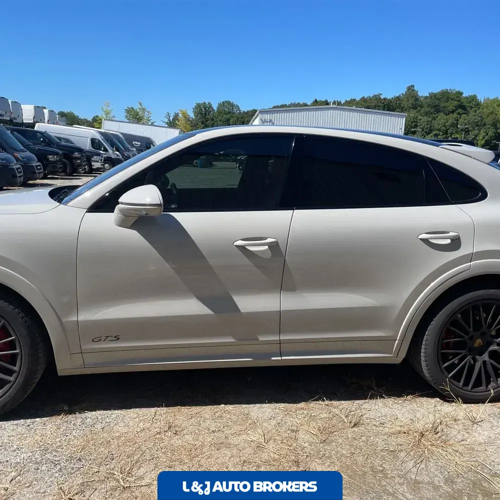 2021 Porsche Cayenne GTS Coupe