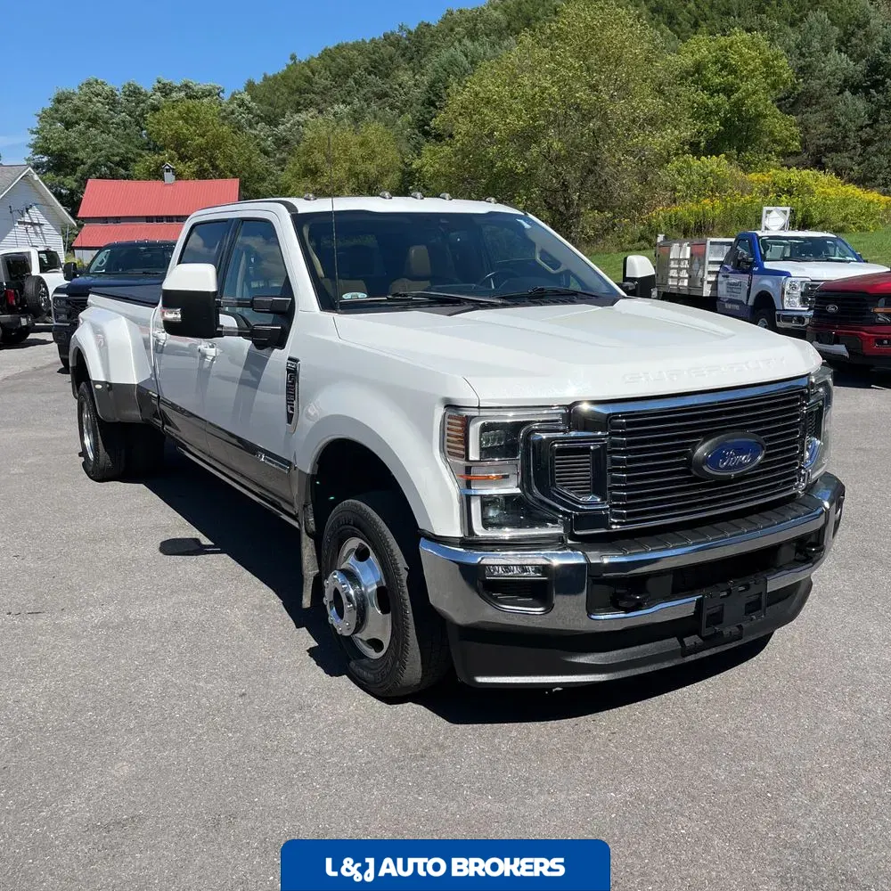 2022 Ford F-350 Super Duty Lariat