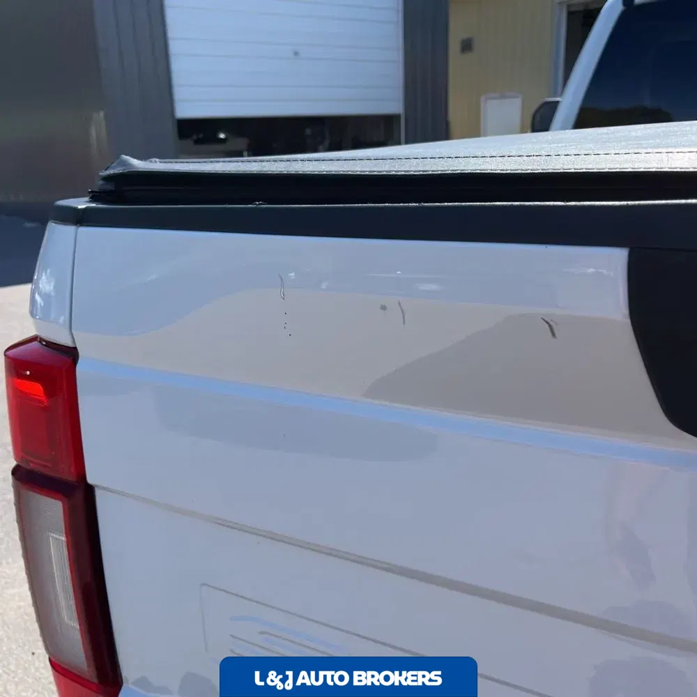 2022 Ford F-350 Super Duty Lariat