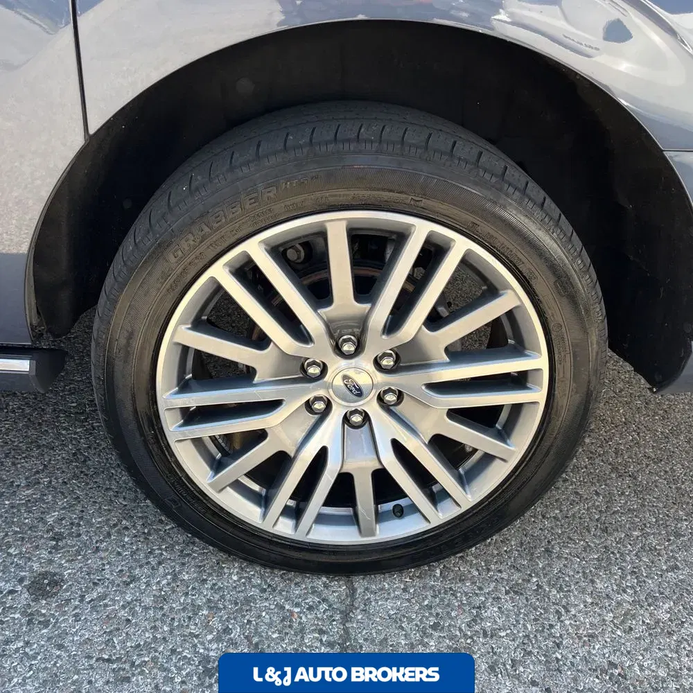 2022 Ford Expedition MAX Platinum
