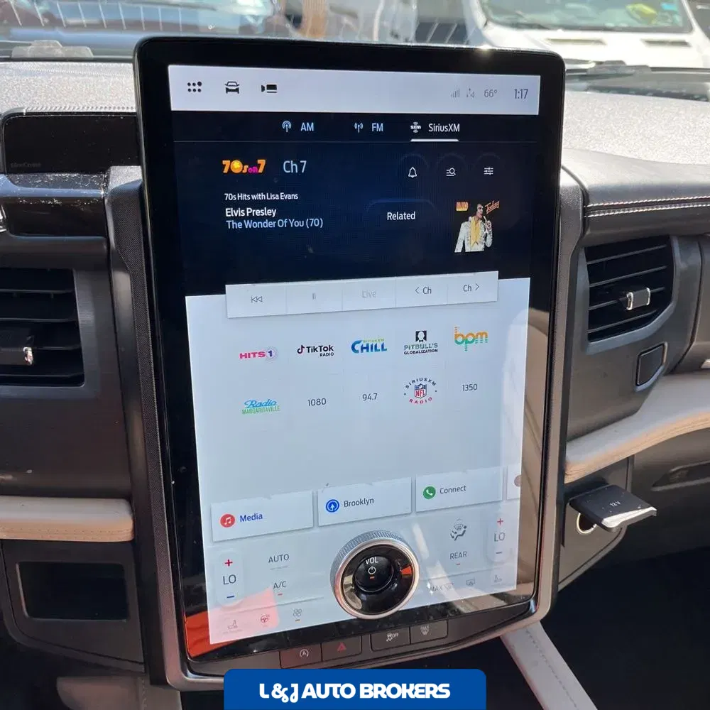 2022 Ford Expedition MAX Platinum