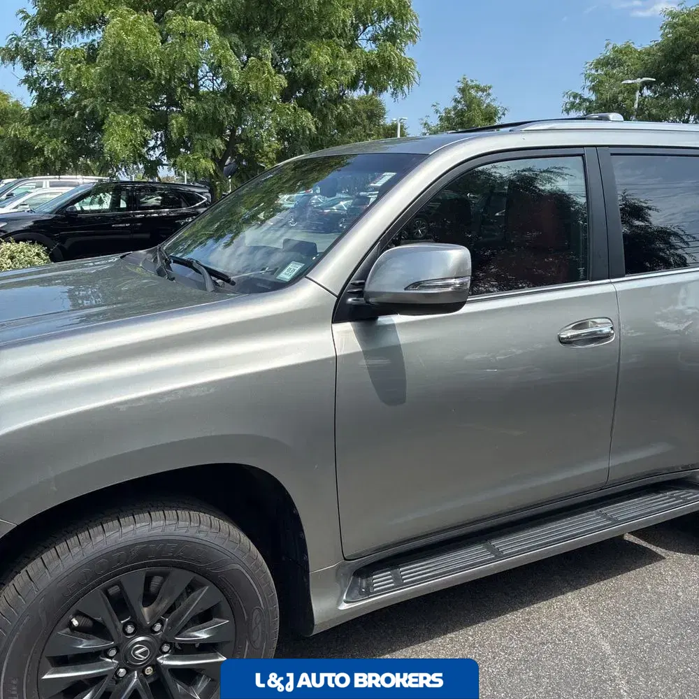 2023 Lexus GX 460 Base