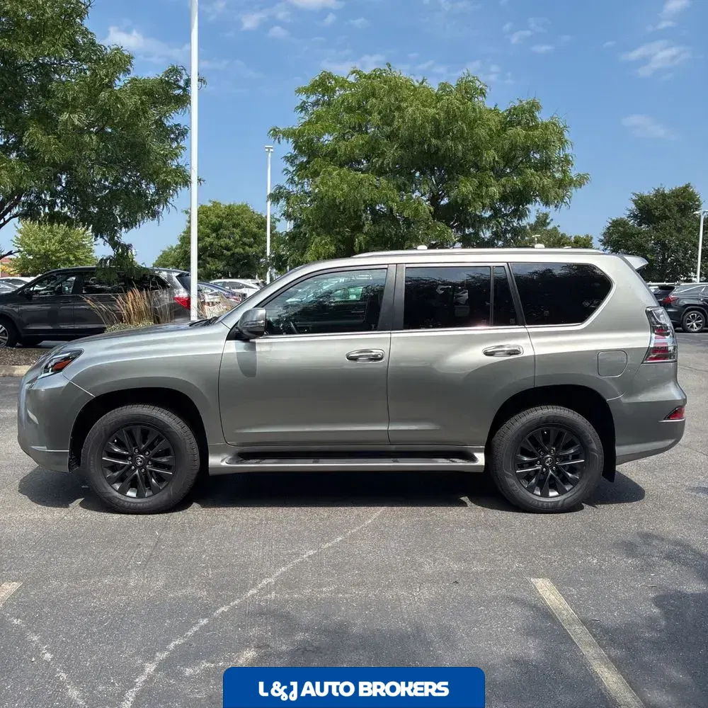2023 Lexus GX 460 Base