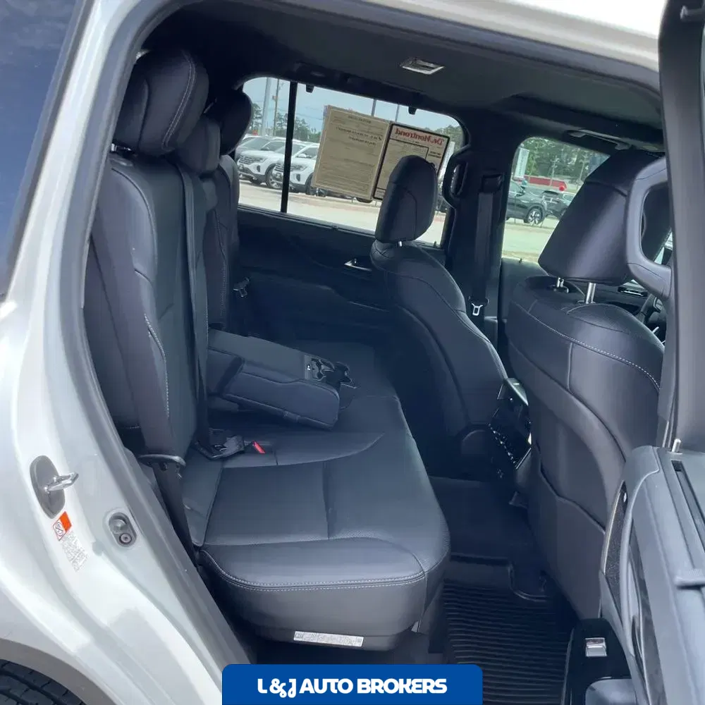 2024 Lexus LX 600 Luxury