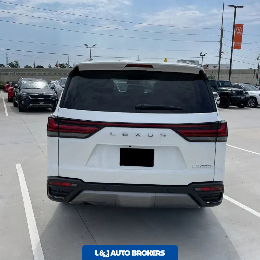 2024 Lexus LX 600 Luxury
