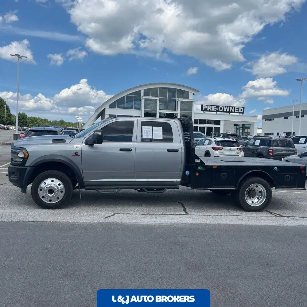 2023 Ram Commercial Tradesman CA60-84 CREW CAB/CHASSIS 4X4 6.7L