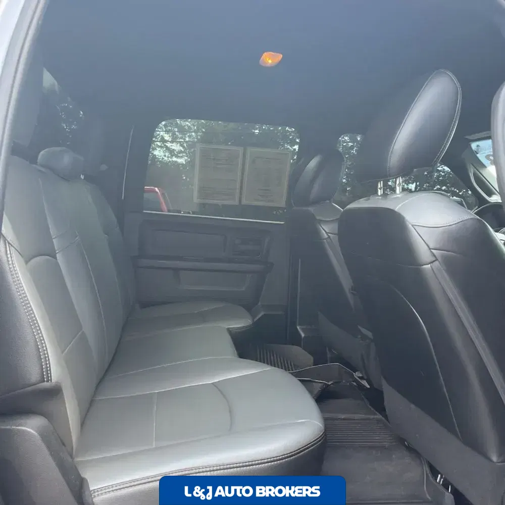 2023 Ram Commercial Tradesman CA60-84 CREW CAB/CHASSIS 4X4 6.7L