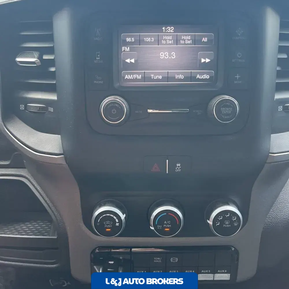 2023 Ram Commercial Tradesman CA60-84 CREW CAB/CHASSIS 4X4 6.7L