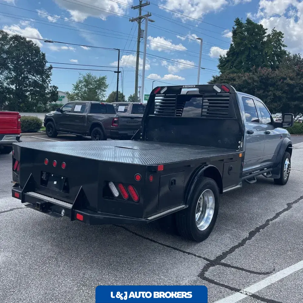 2023 Ram Commercial Tradesman CA60-84 CREW CAB/CHASSIS 4X4 6.7L
