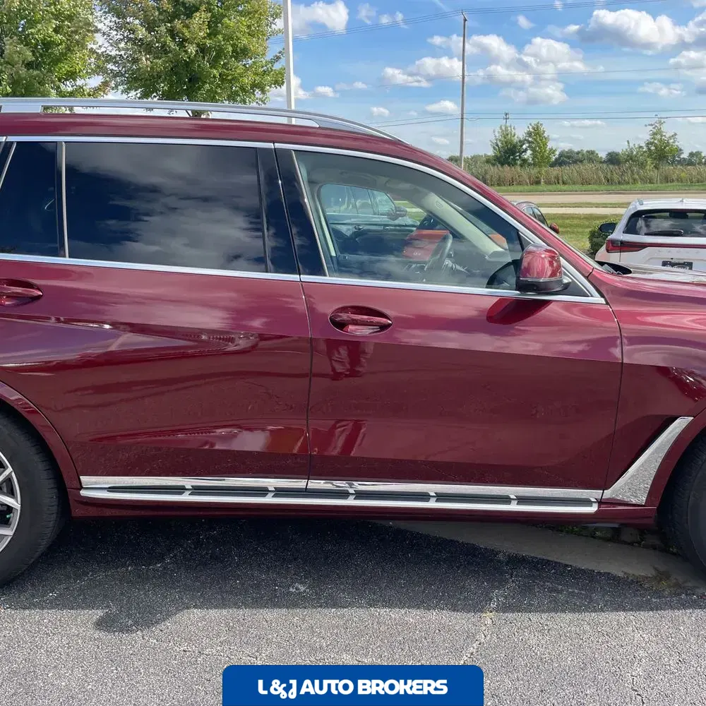 2025 BMW X7 XDrive40i