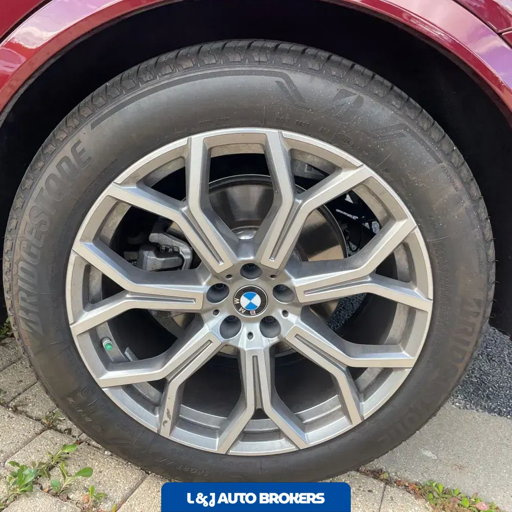 2025 BMW X7 XDrive40i