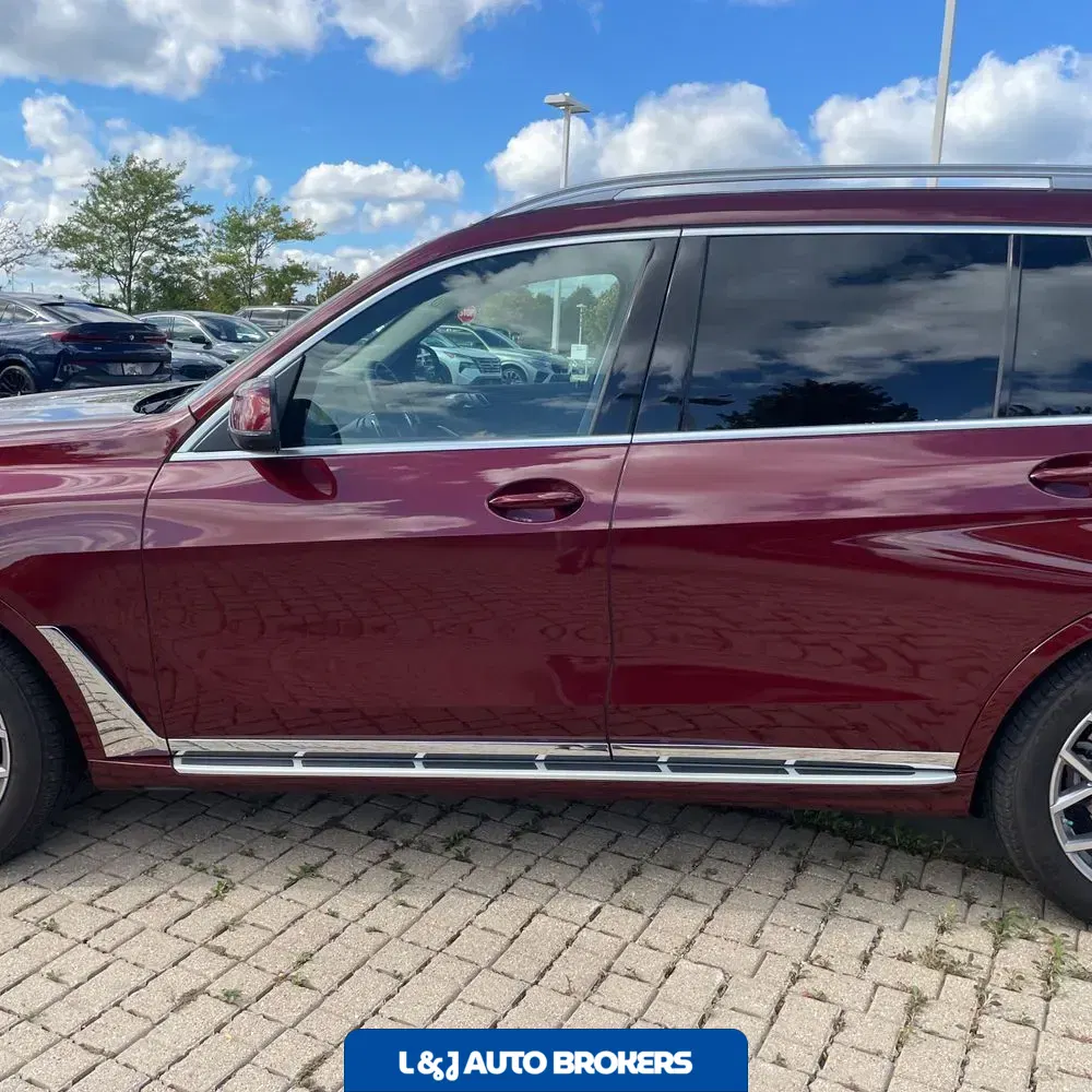 2025 BMW X7 XDrive40i
