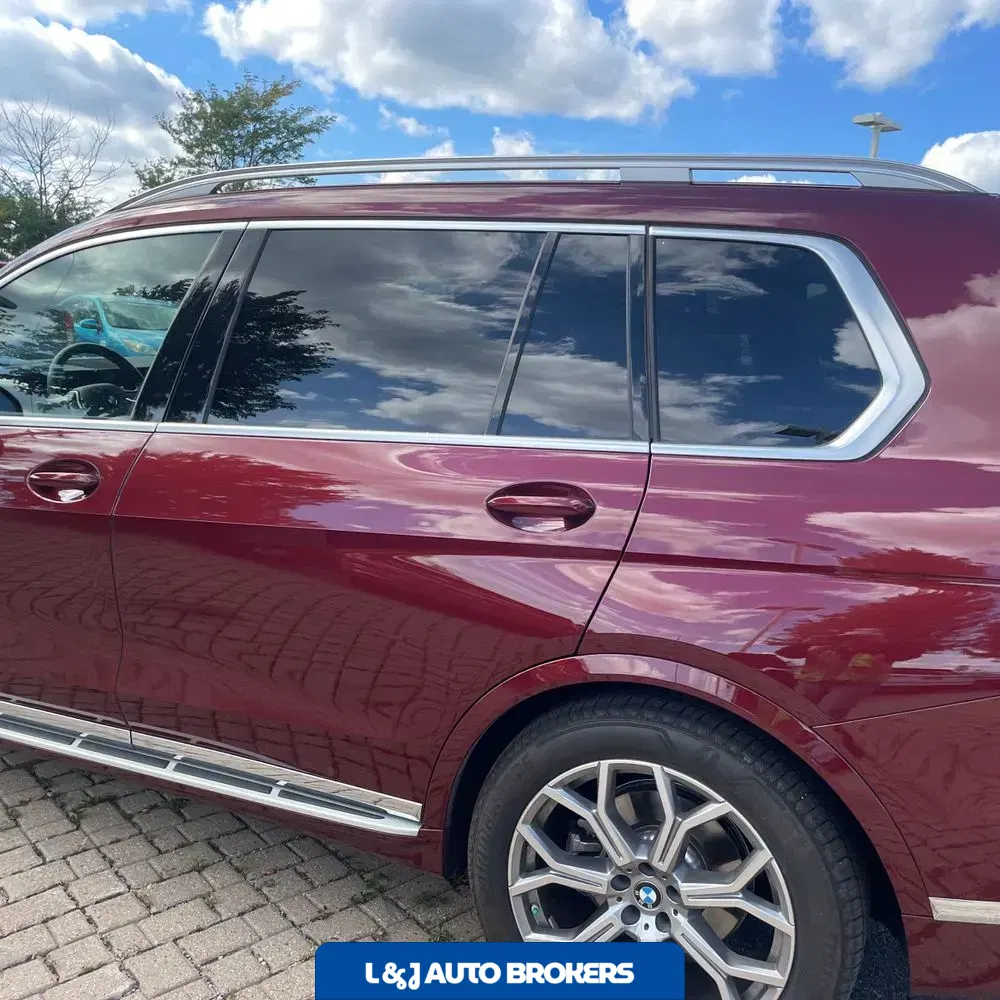 2025 BMW X7 XDrive40i