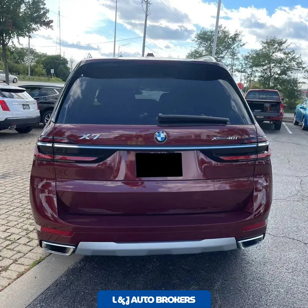 2025 BMW X7 XDrive40i