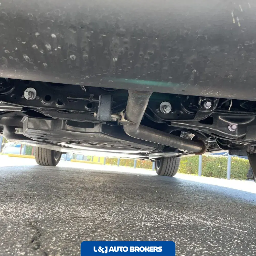 2025 Lexus NX 450h+ F SPORT Handling