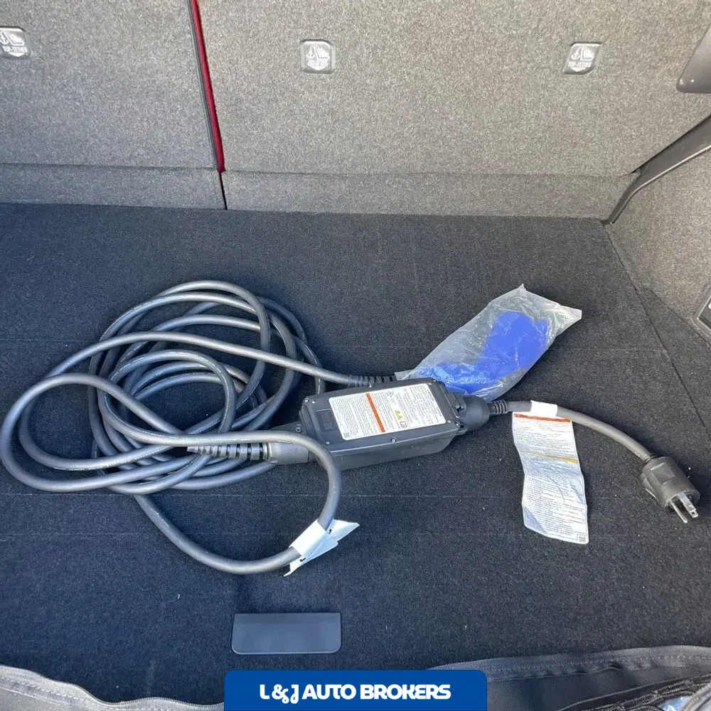 2025 Lexus NX 450h+ F SPORT Handling