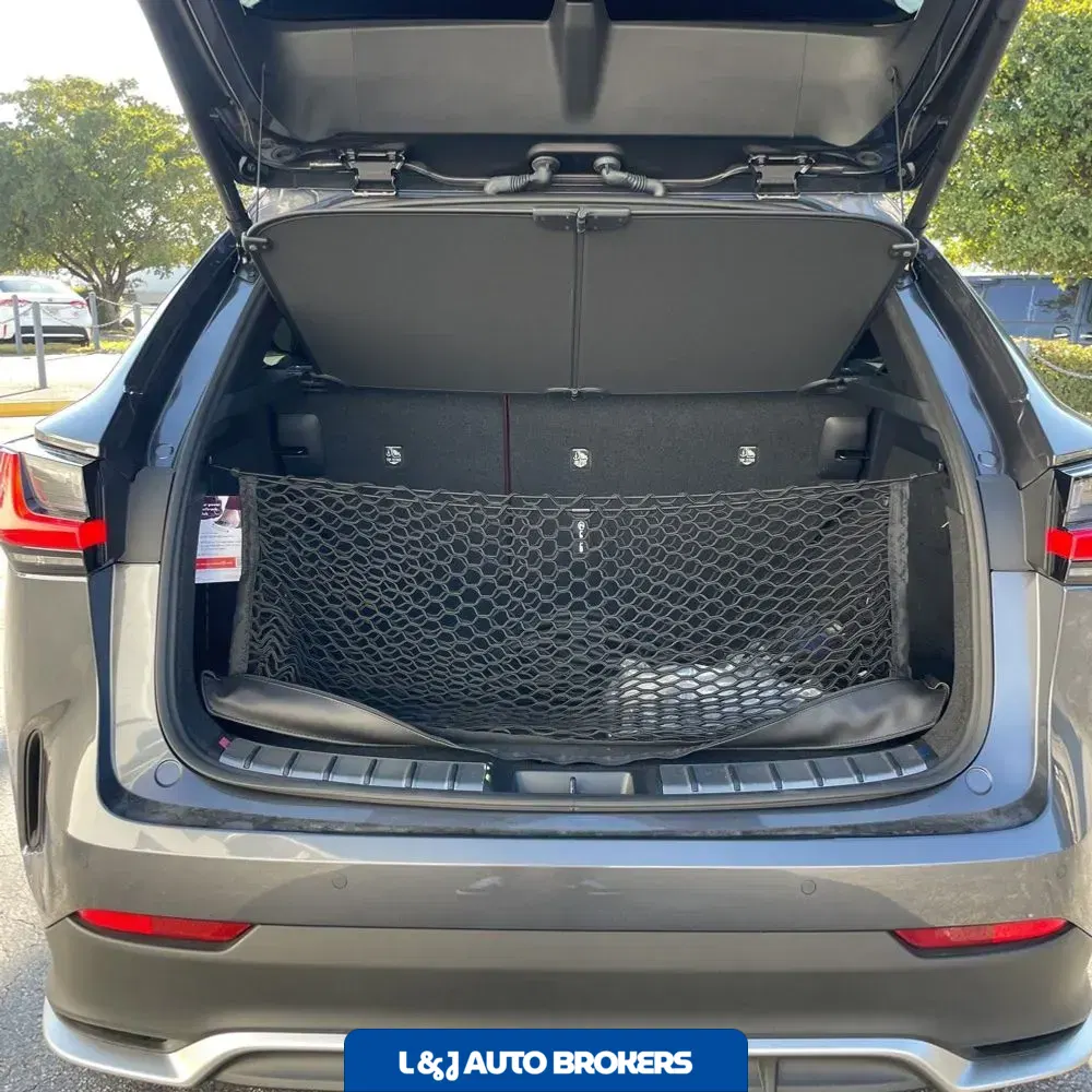 2025 Lexus NX 450h+ F SPORT Handling