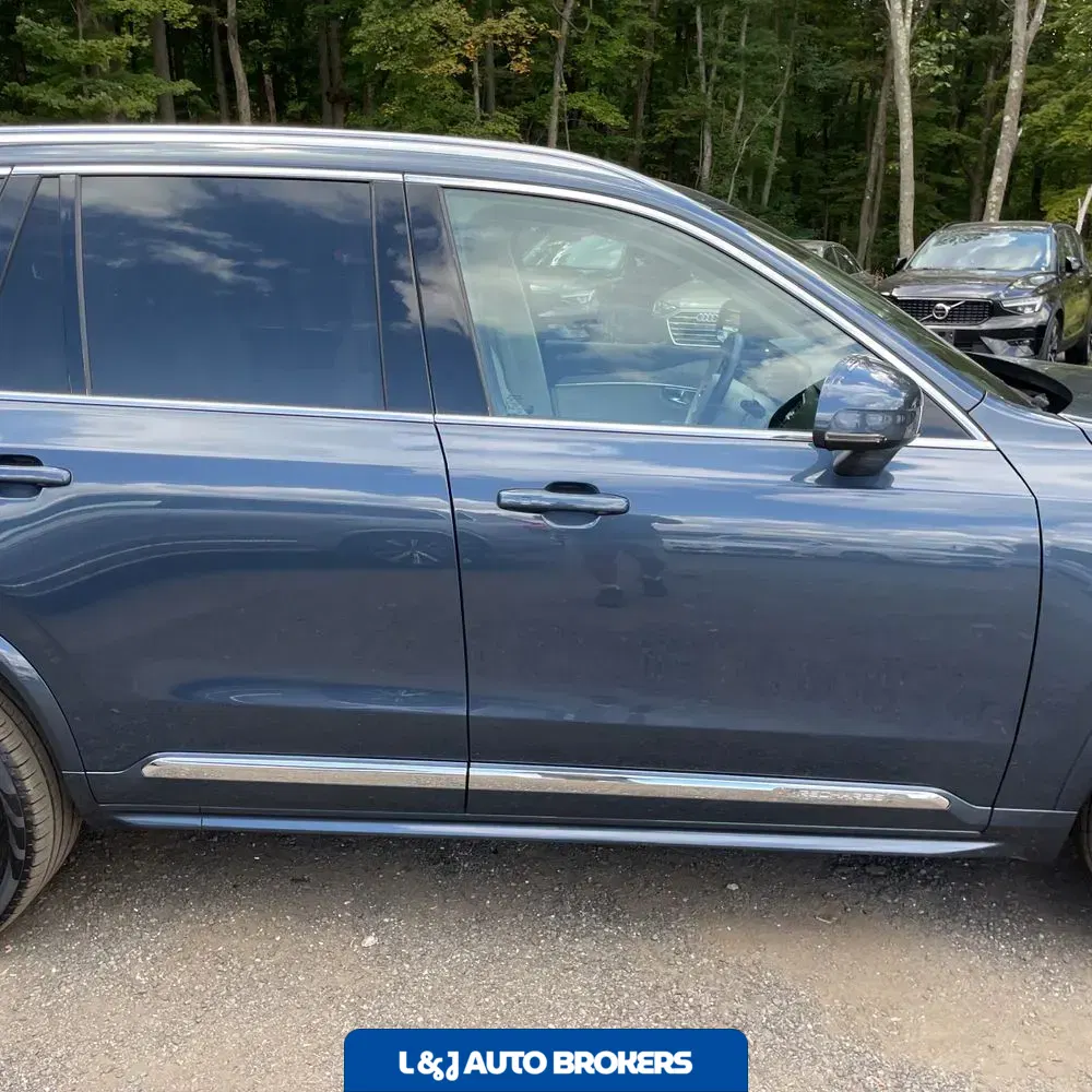 2024 Volvo XC90 T8 - Ultimate PHEV